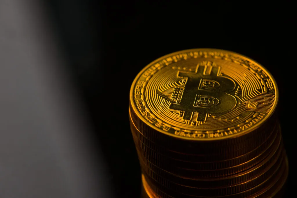 South Korean FSC's National Bitcoin Reserve Plans on Hold Amid Digital Risks