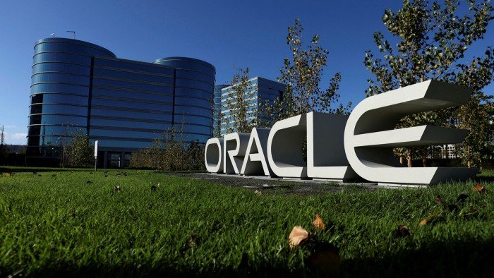 Oracle Corporations Upcoming Earnings Report Sparks Valuation Concerns