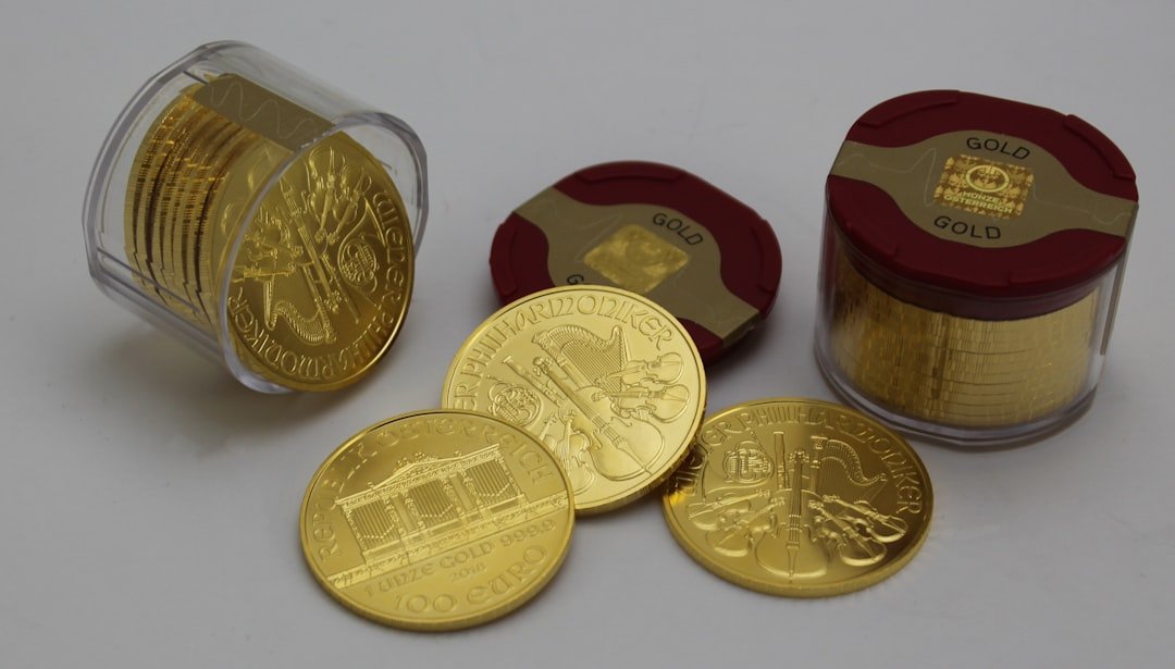 Gold Prices Rebound Amid Hawkish Fed Outlook: What Lies Ahead?