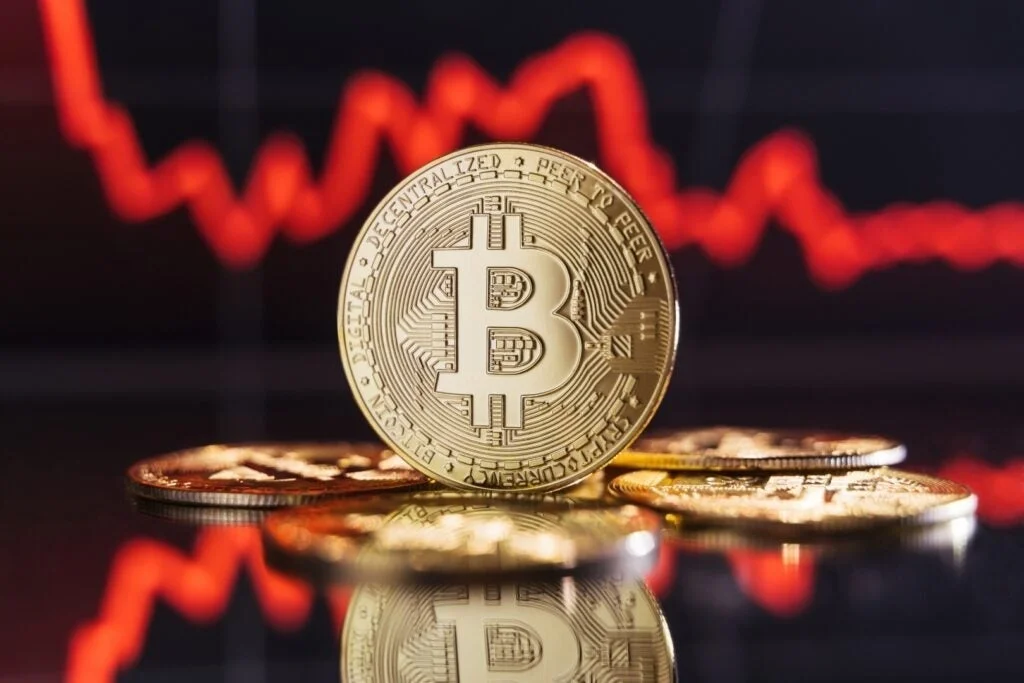 Technical Analyst Signals Potential Bitcoin Slide to $60,000