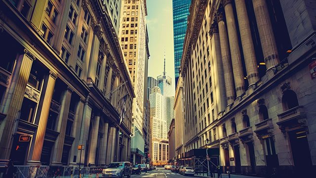 Fed Adjustments amid Debt Ceiling Challenges Raise Investor Concerns