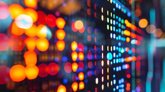 Hong Kong Stocks Surge as AI and EV Demand Outpace Mainland Markets