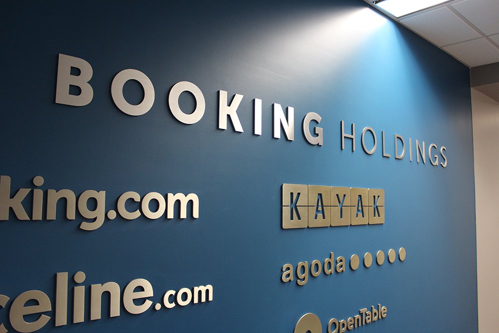 Booking Reports Exceptional Q1 Earnings as Travel Demand Fuels Growth