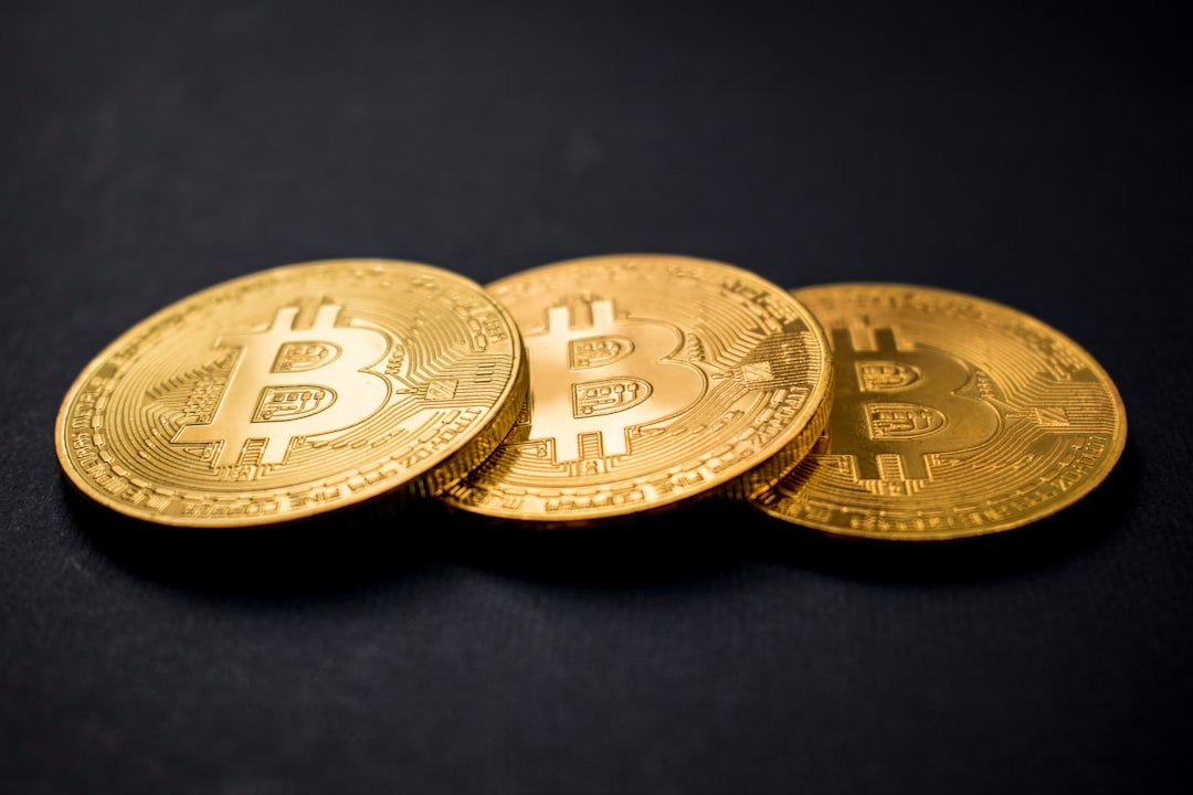 Bitcoin Surges on Trade Optimism as Investors Eye U.S. Economic Data