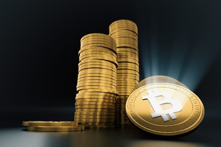 Bitcoin Hits New All-Time High – Experts Debate Future Risks