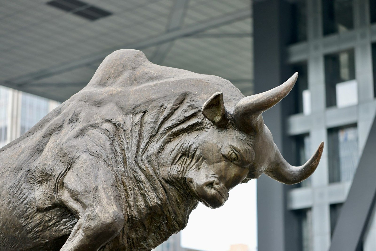 Crypto Daybook Americas: Bitcoin Hits Record High and Market Trends Ahead