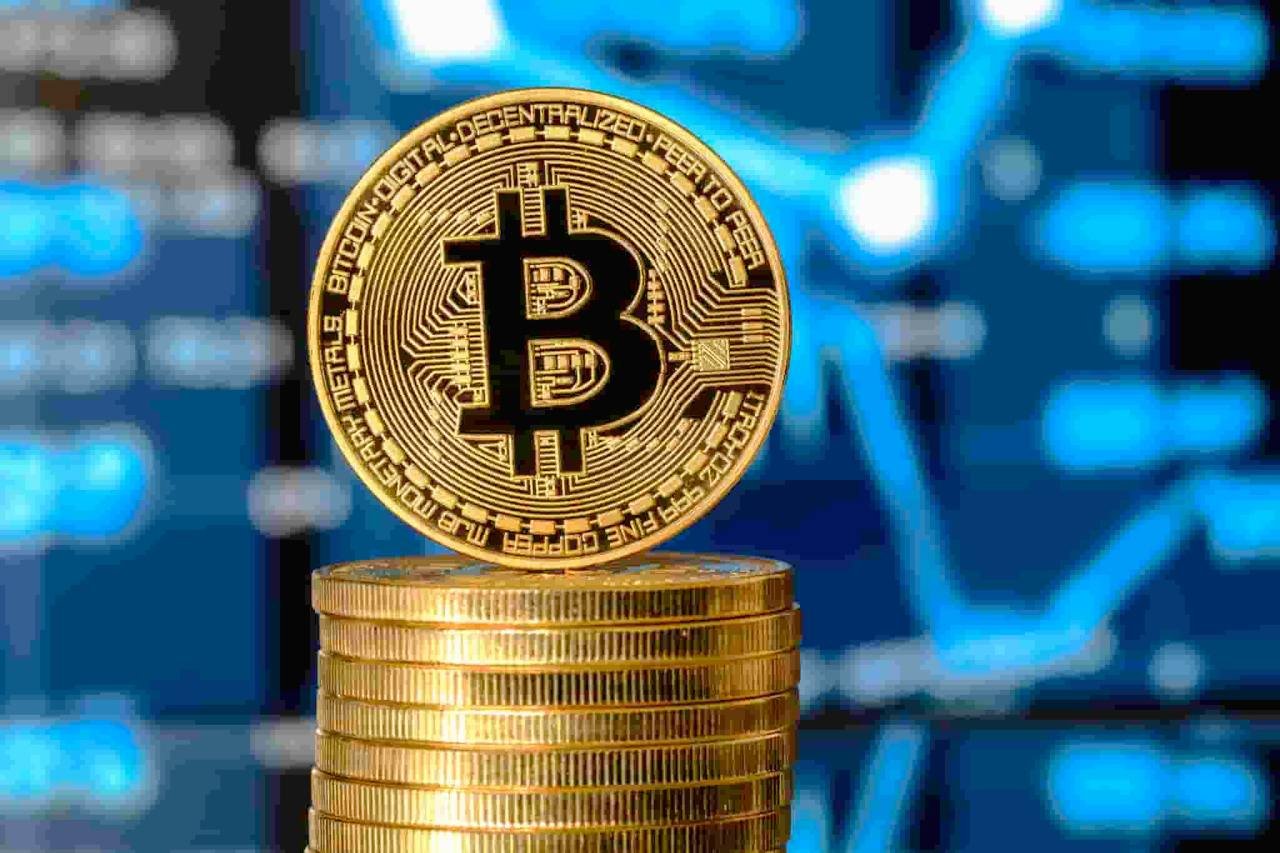 Bitcoin Price Could Soar to $147,000 in 2025: Analyst Predictions