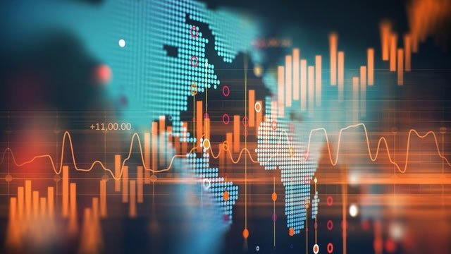 GBPUSD Consolidates as Traders Await Crucial UK and US Data Releases