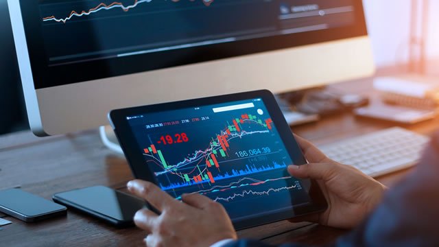 USD/CAD Approaches 1.40 as Analysts See Stronger Case for Loonie