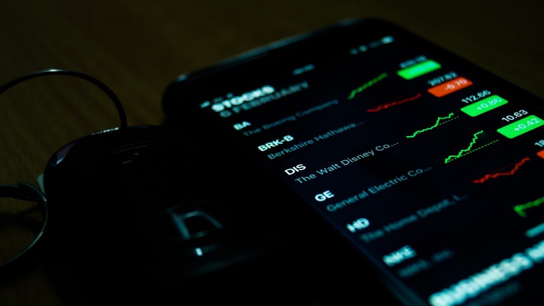 U.S. Stock Futures Climb Ahead of Fed Meeting; Tesla, Meta, and Roku Shine in Premarket