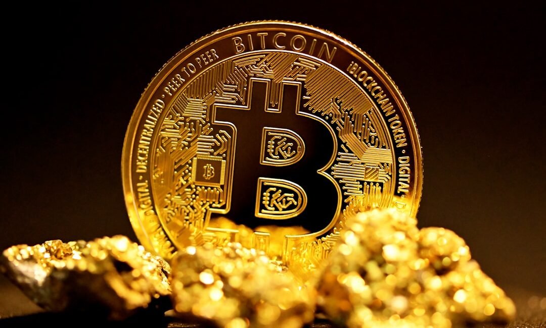 MicroStrategy's Strategy Boosts Investment with New Offerings and Bitcoin Acquisition
