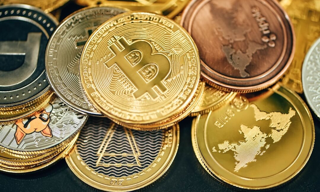 Bitcoin Climbs as Tensions Rise: Fed Decision on the Horizon