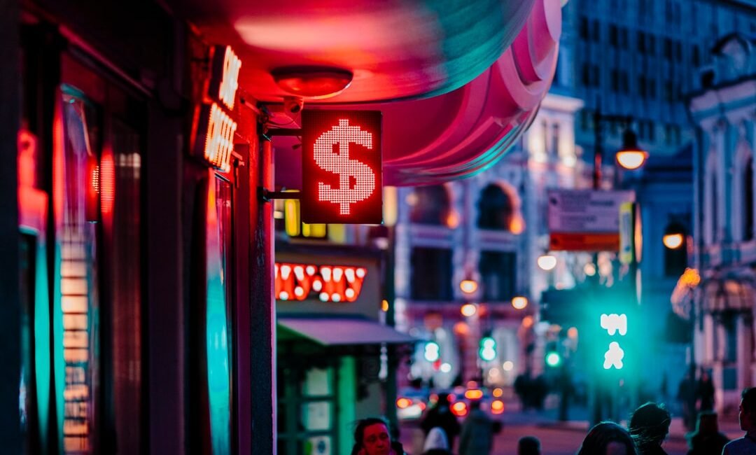 Fed Maintains Interest Rate Steady, Cautions on Stagflation Risks Amid Inflation Concerns