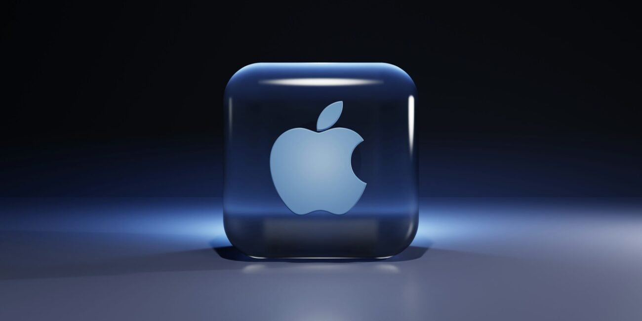 UBS Maintains Neutral Rating on Apple, Predicts Temporary Surge in iPhone Demand