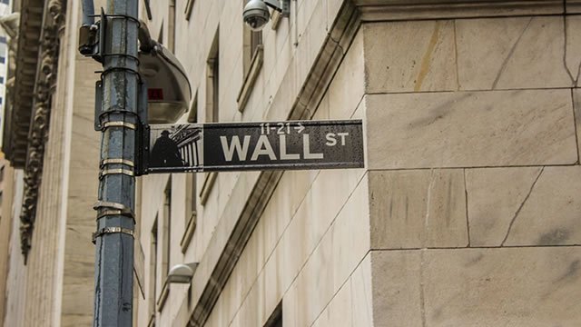 Tariffs: Are They Leading the US Toward a Major Economic Downturn?