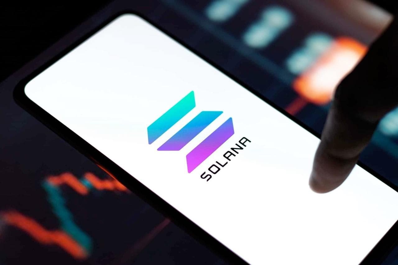 Massive $1.5 Billion Solana Short Squeeze Potential: Are You Ready?