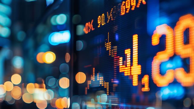 US Tariffs Affecting Fast Fashion Retailers: Insights from CNBC