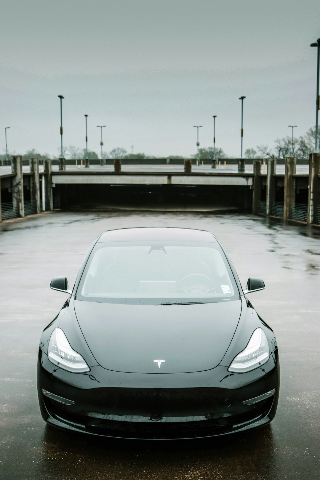Tesla Shareholders Decide on xAI Investment: What It Means