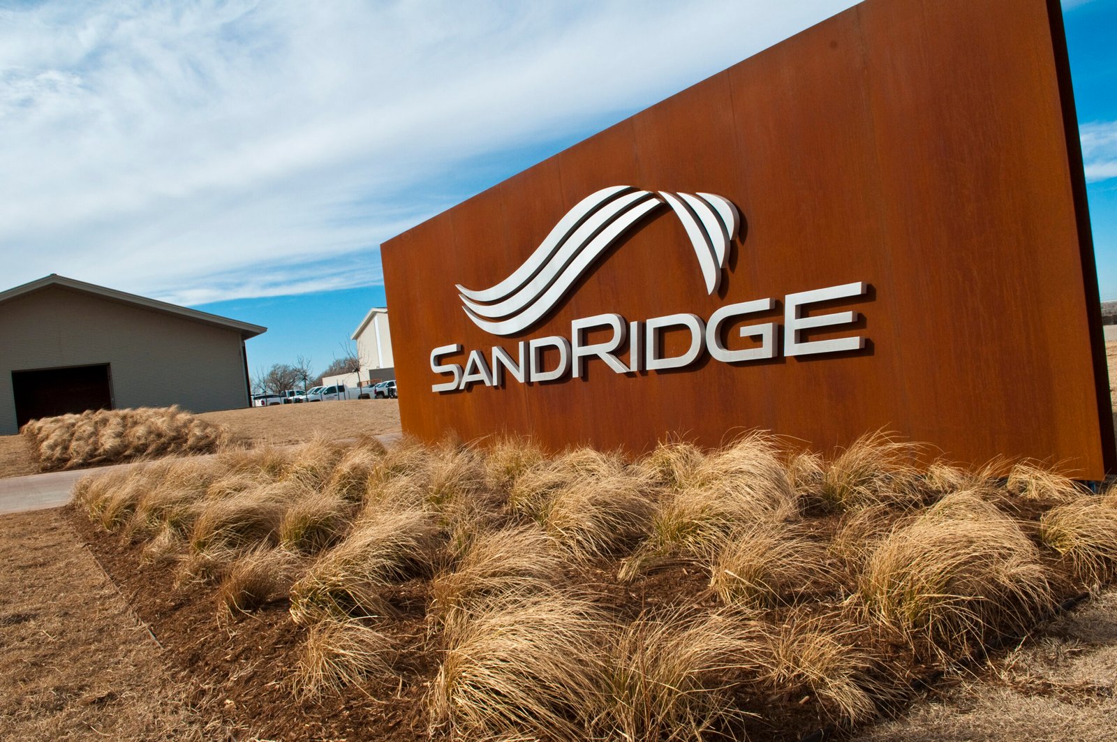 SandRidge Energy Shows Strong Capital Efficiency Against Market Rivalry