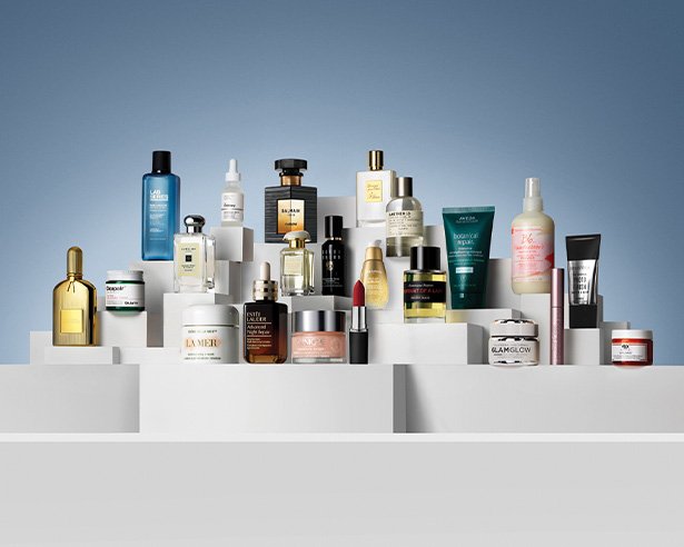Estée Lauder Set to Impress with Upcoming Earnings Report