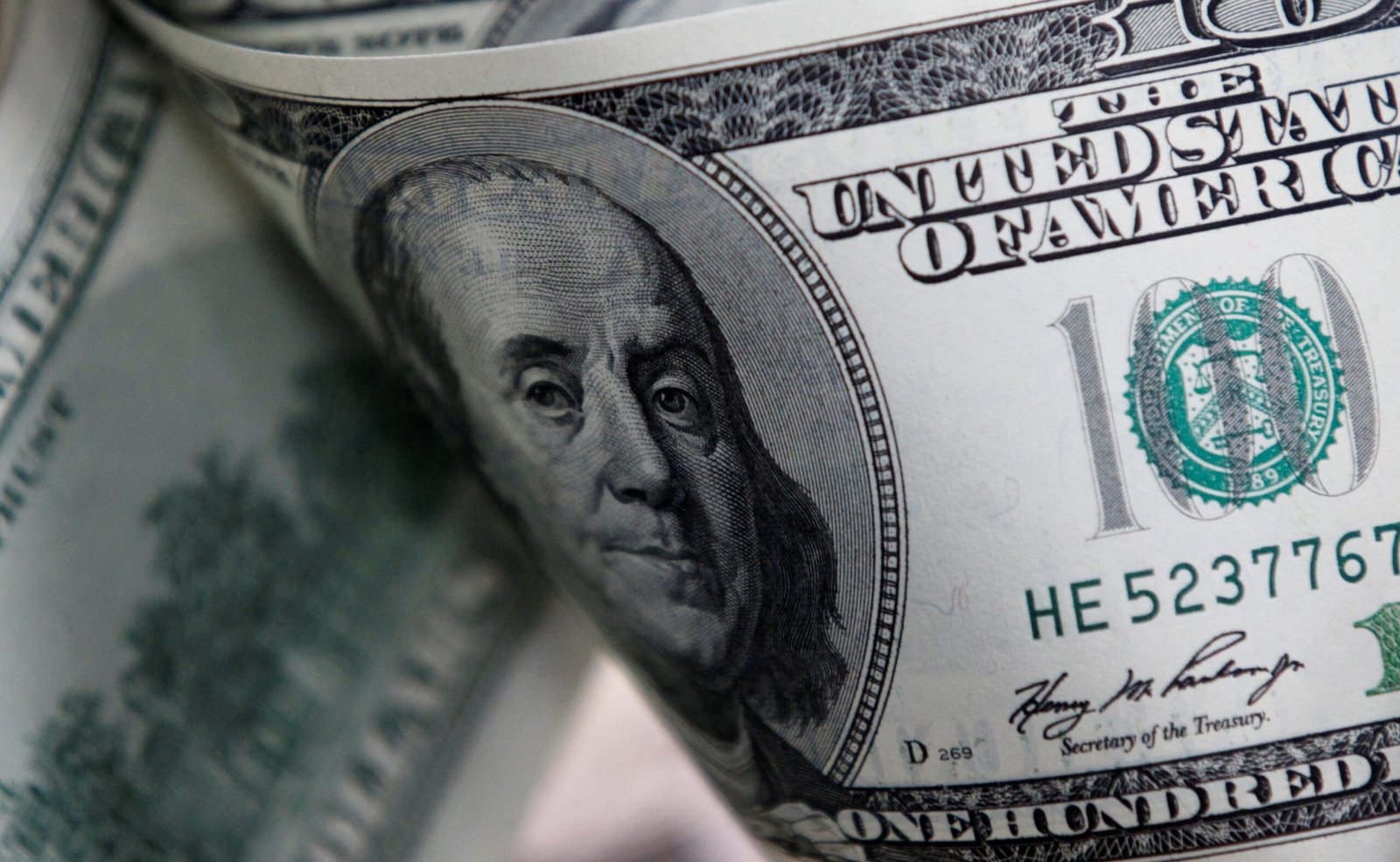 US Dollar Weakens After Producer Price Data: What It Means for Investors