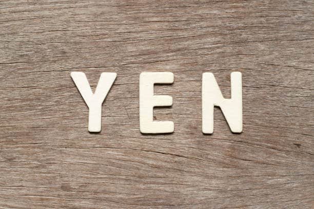 USD/JPY Sees Potential Recovery: Key Barriers Under Attack